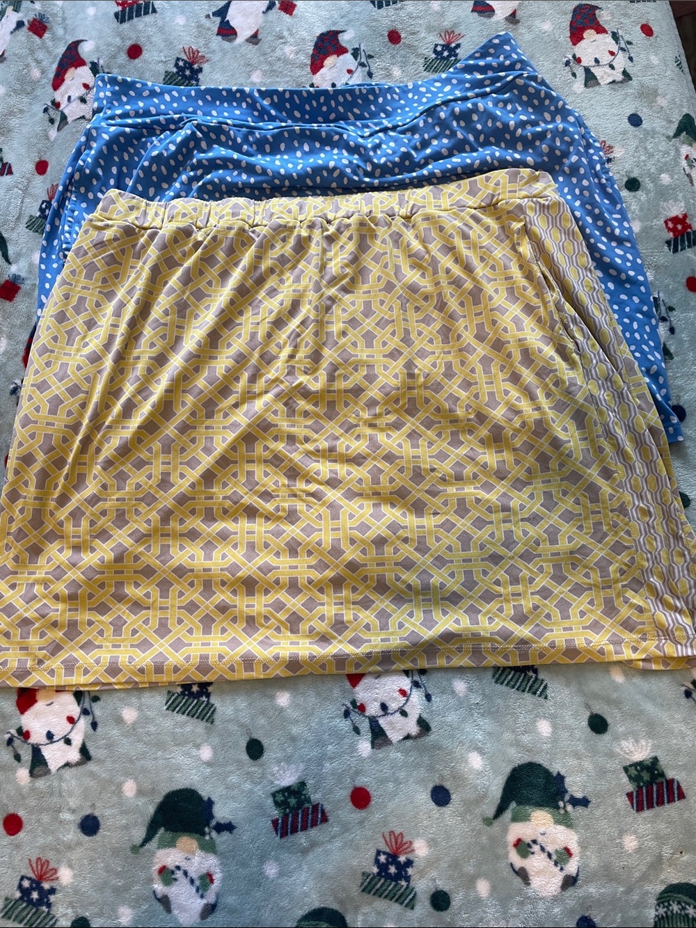 2 skorts
